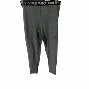 Nike Pro Gray Capri Leggings Womens Size Large